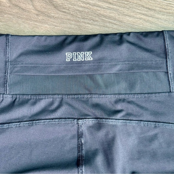 PINK Victoria's Secret Ultimate Featherweight Floral Mesh Panel Leggings Size M - Picture 12 of 15